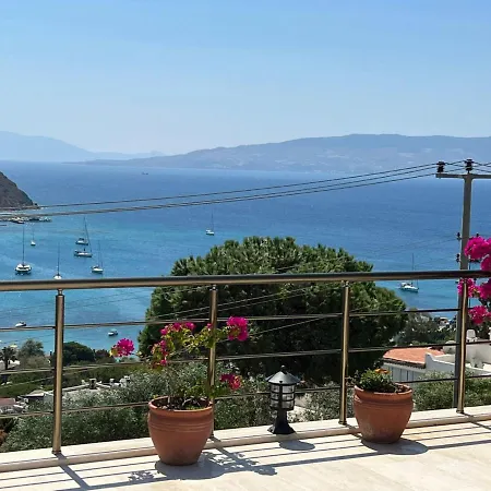 House Within 5 Min Walk To Beach In Akyarlar فيلة Karabag
